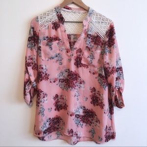 Jolt Floral and Lace Blouse, M